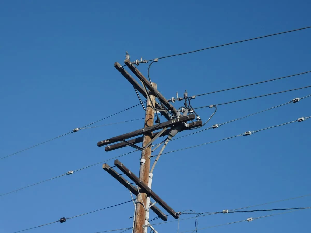 Haz de cable autoportante de aluminio ABC para acometidas y redes de distribución aérea en baja tensión