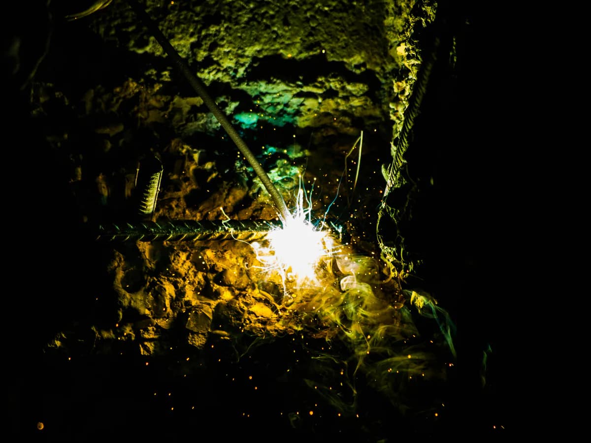 Carga exotérmica para soldadura de conductores de cobre de 70 mm² en mallas de tierra